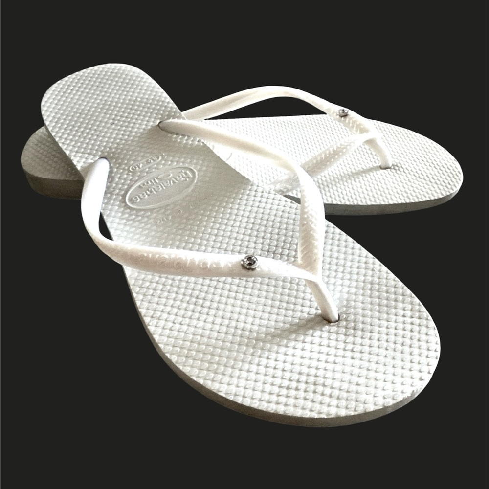 Havaianas Slim Flip Flops in Pearlized White